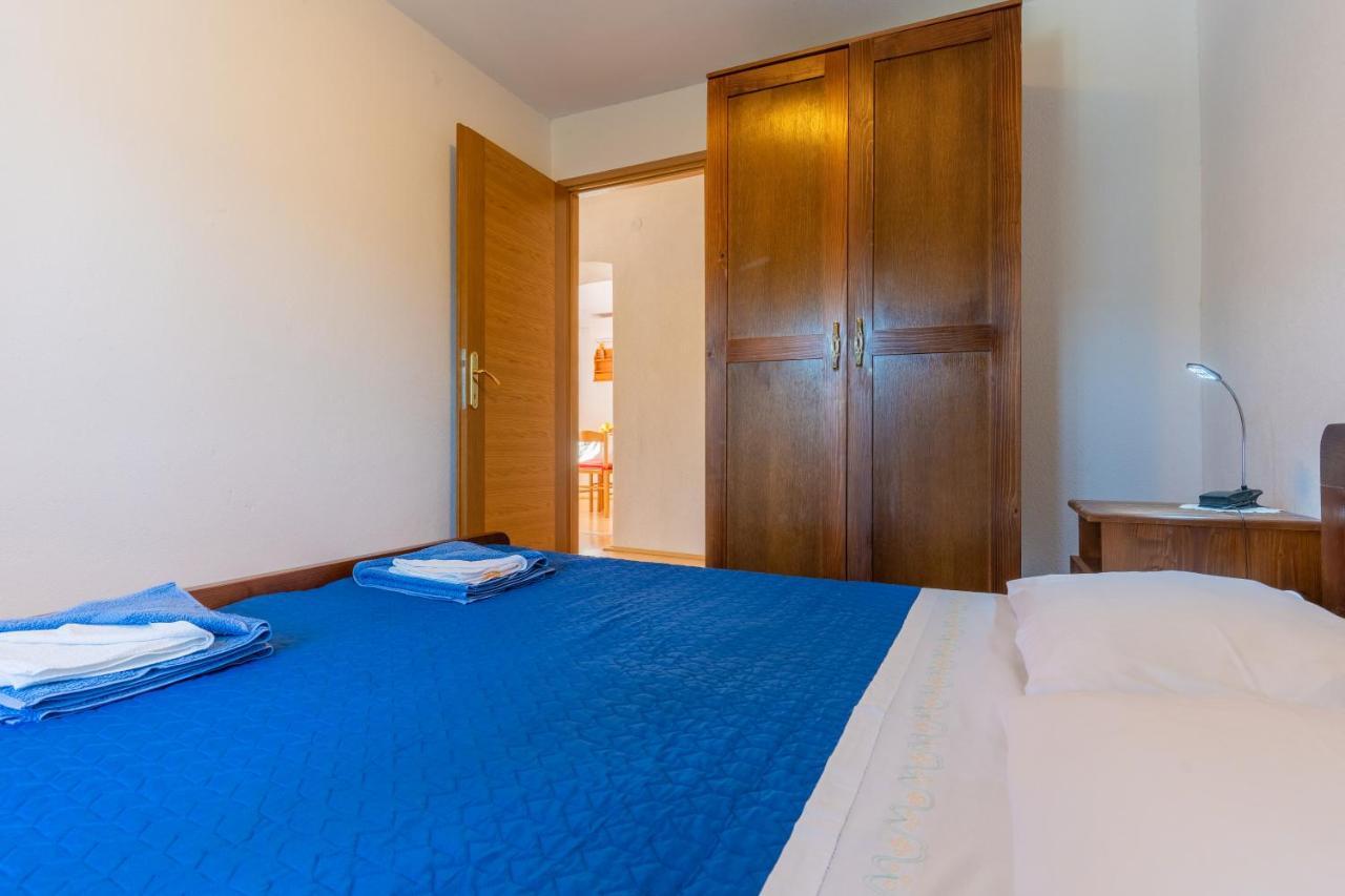 Apartmani Valun1 외부 사진
